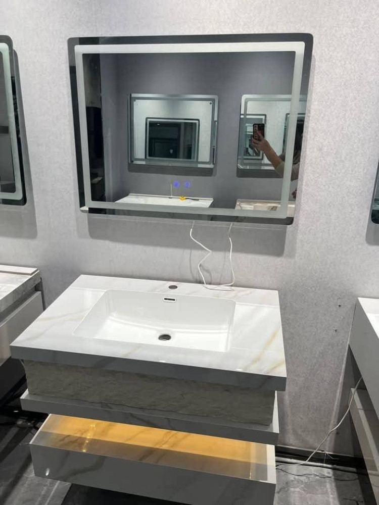 Freestanding Basin Vanity UNIt