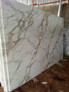 Calacatta marble tile