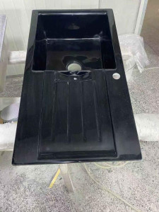 black composite Kitchen sink
