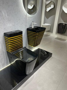 Ortonbath Chaozhou black and gold bathrom set
