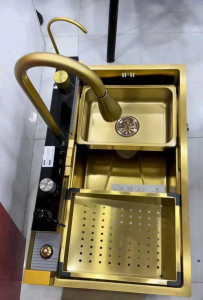 A multifunctional Kitchen fixture featuring a golden rust-resistant finish and an integrated digital display