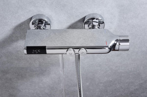 Grohe Precision Feel Thermosatatic shower mixer with digital temperature display
